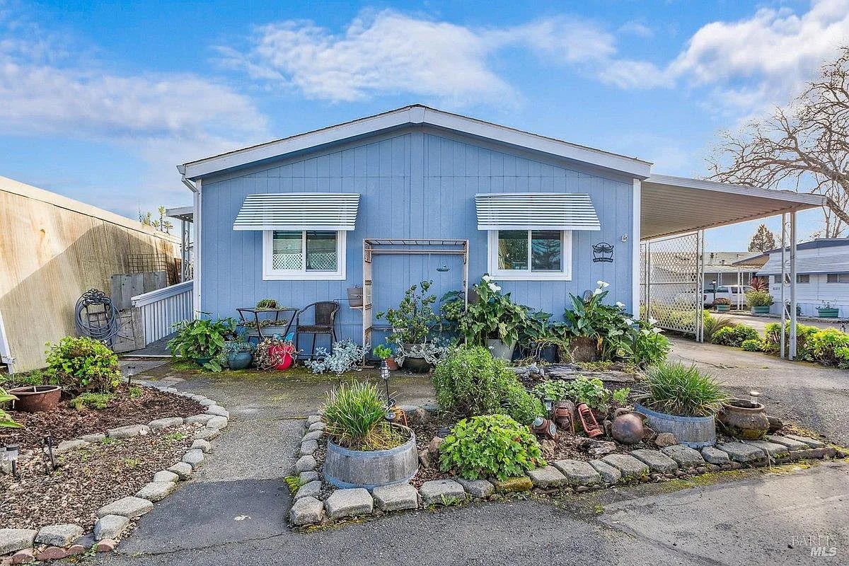 1138 Broadleaf Lane - Photo 1