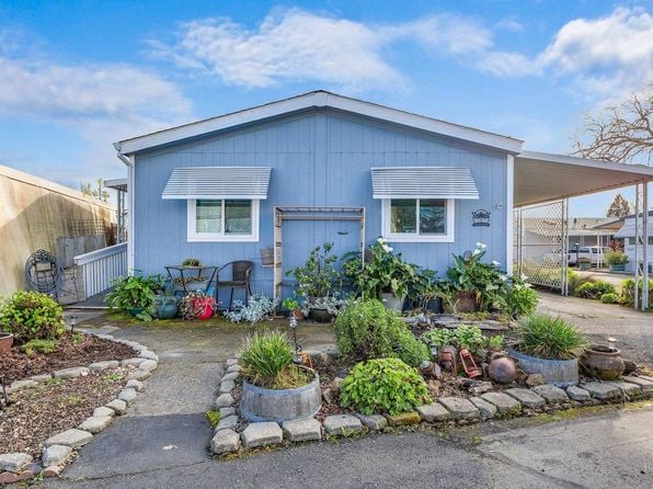 1138 Broadleaf Lane - Photo 1