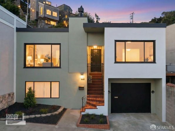 1998 14th Ave - Photo 1