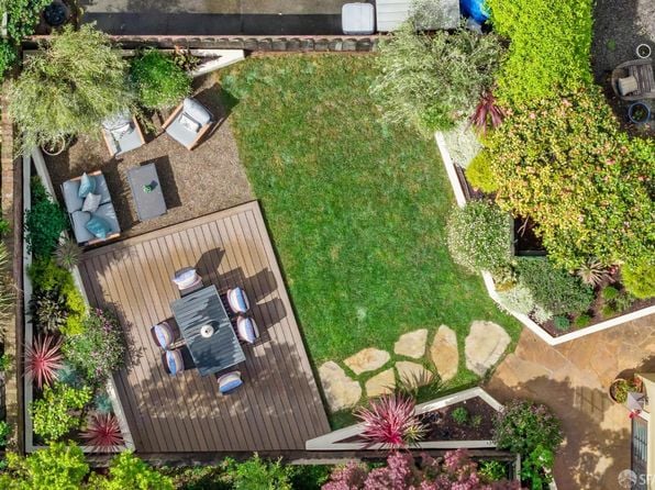 3731 Webster St - Photo 1