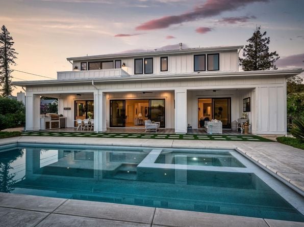 16 Upland Road - Photo 1