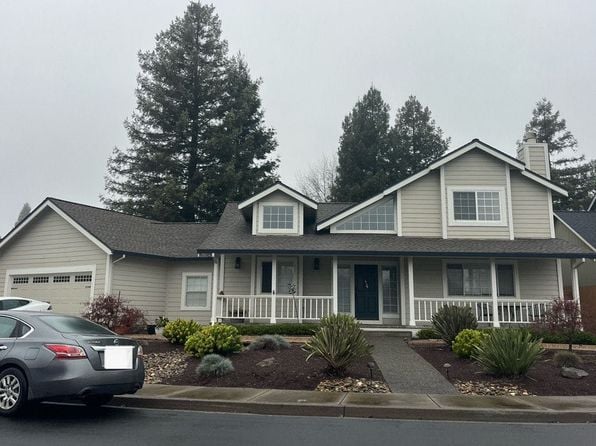 121 Thrushwing Ave - Photo 1