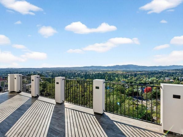 421 Bear Creek Circle - Photo 1