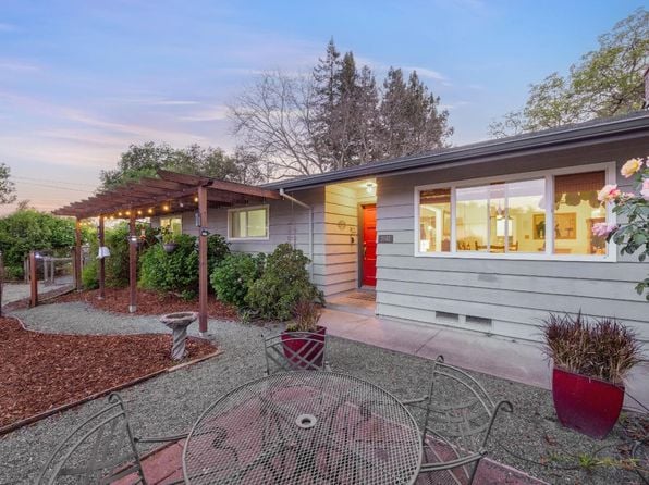 2142 Laguna Road - Photo 1