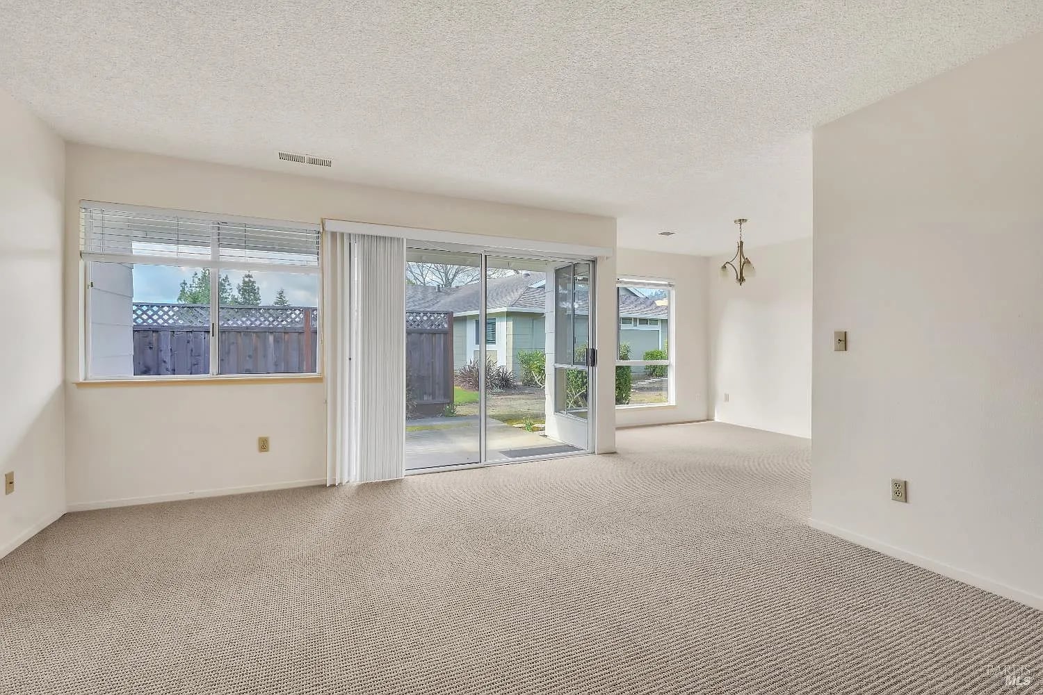 331 Pythian Road - Photo 1