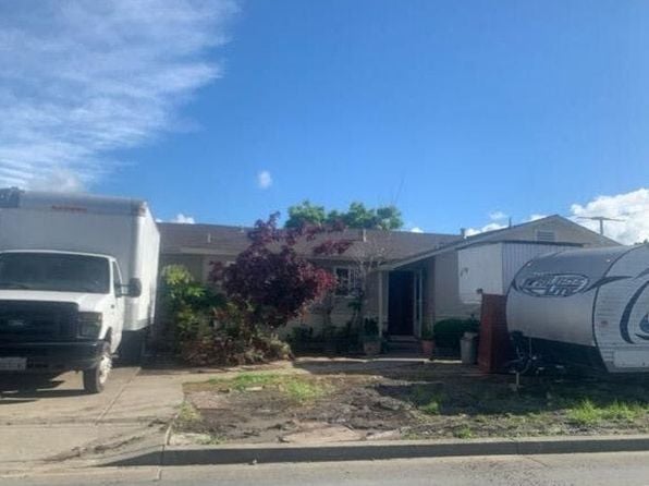 1230 Hearn Ave - Photo 1