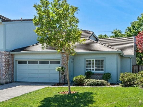 519 Danby Court - Photo 1