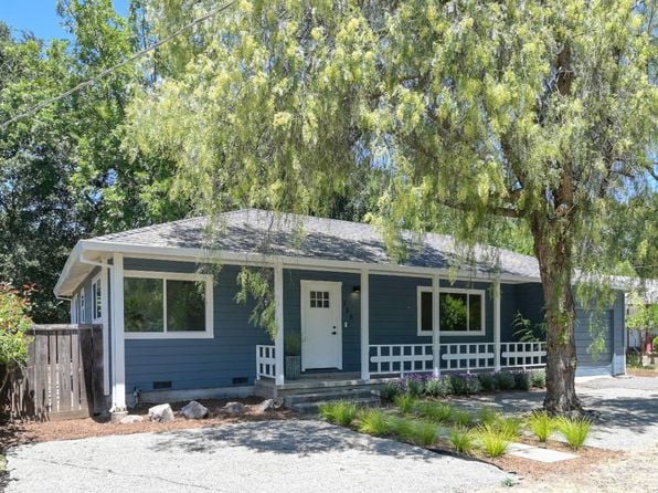 153 Fairview Lane - Photo 1