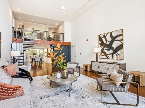 1310 Minnesota St Unit 102 - Photo 1