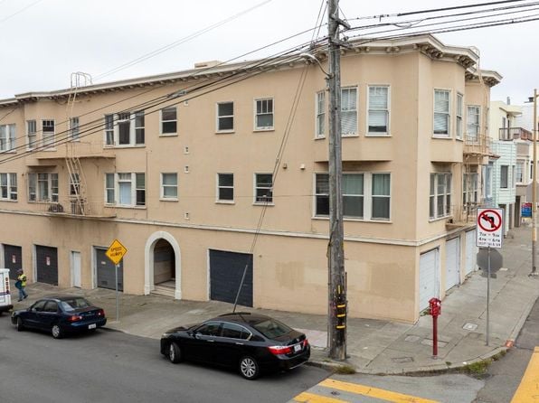 1392 Funston Ave - Photo 1