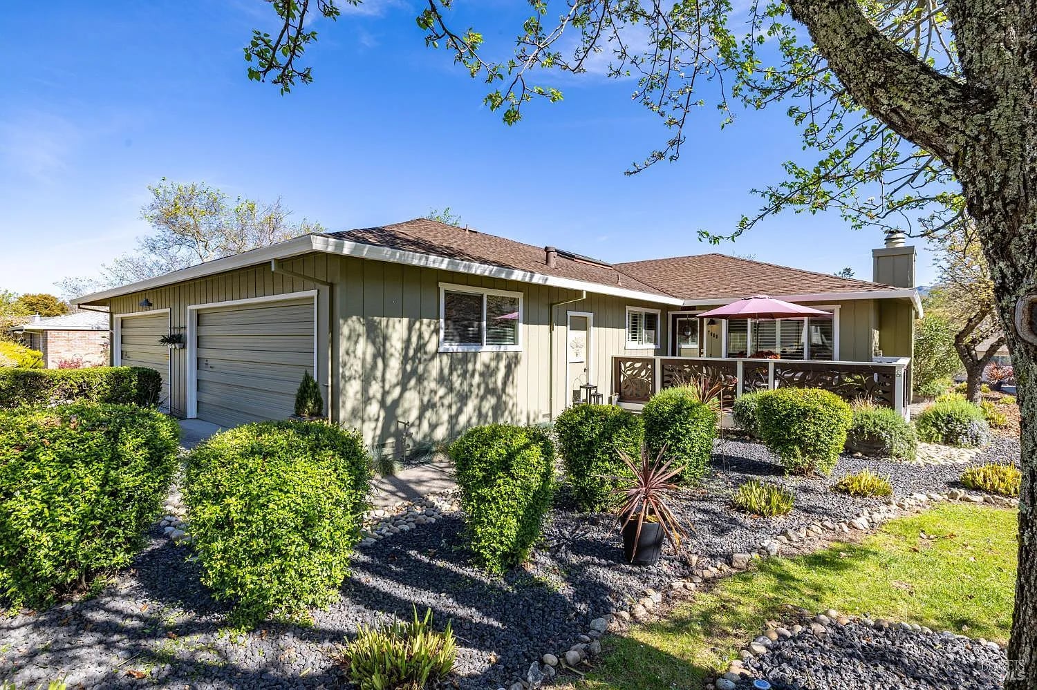 7409 Oakmont Drive - Photo 1