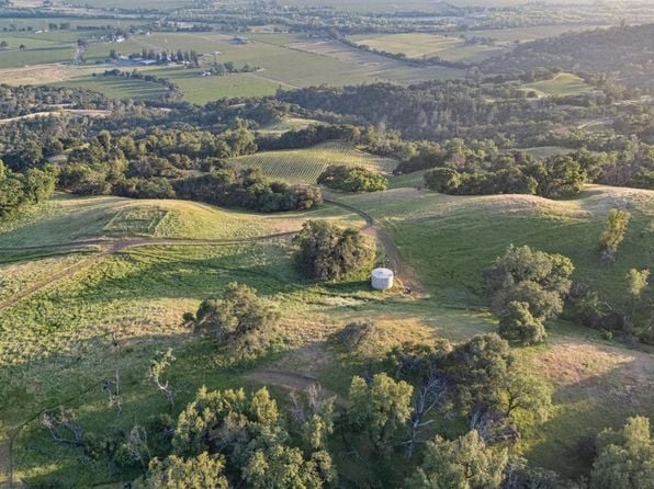 21350 River Road - Photo 1