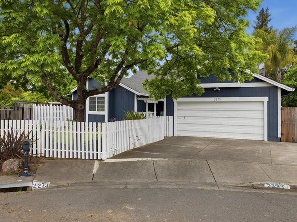 2273 White Chapel Court - Photo 1