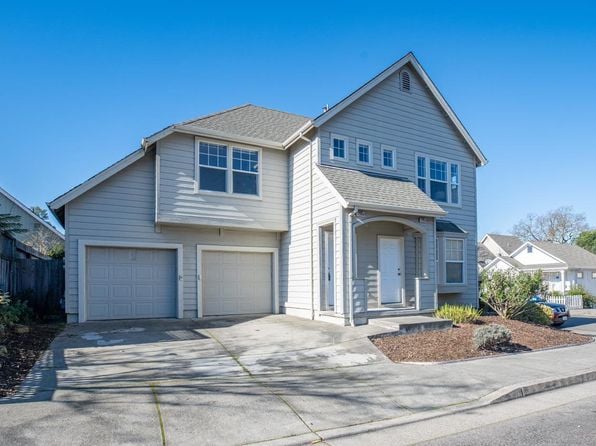 1205 Hidden Creek Place - Photo 1