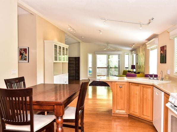 45 International Boulevard - Photo 1