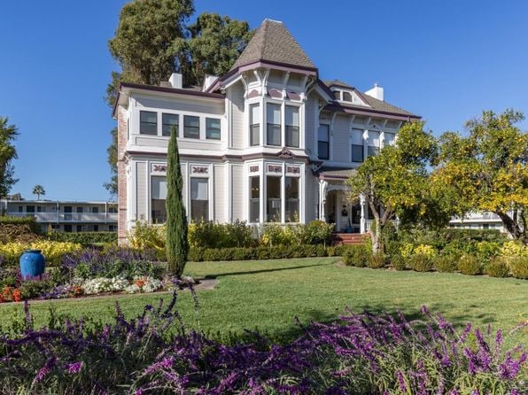 423 Seminary Street - Photo 1