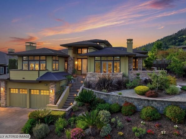 5905 Sunhawk Drive - Photo 1