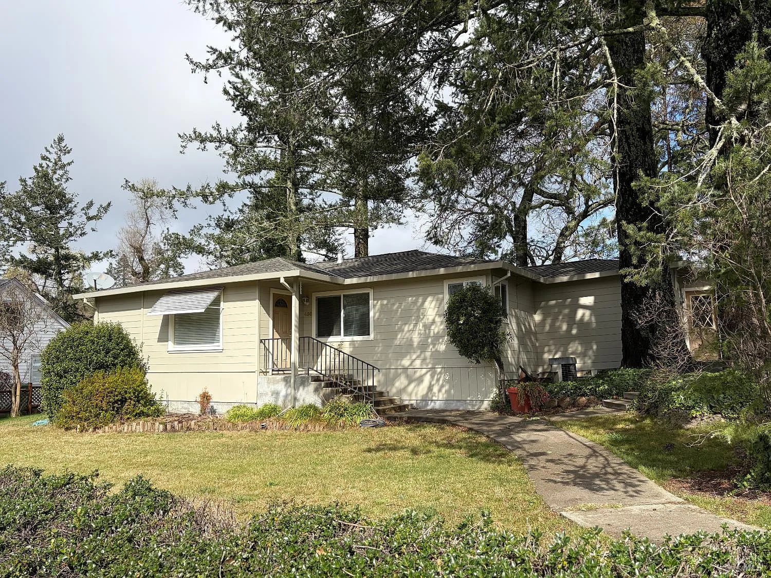 450 Sky Oaks Drive - Photo 1