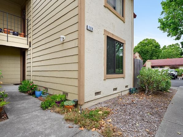 126 Park Place Drive - Photo 1