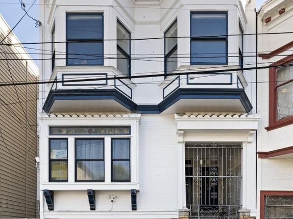 25 Sycamore St - Photo 1