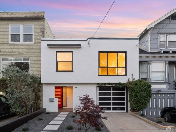 49 Nordhoff St - Photo 1