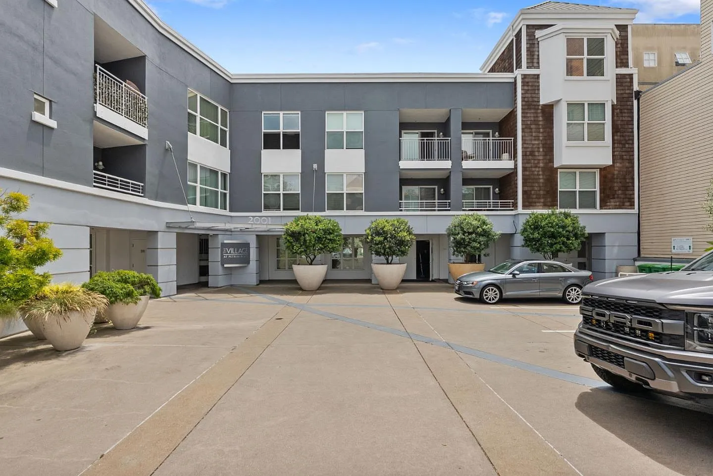 2001 McAllister St APT 112 - Photo 1