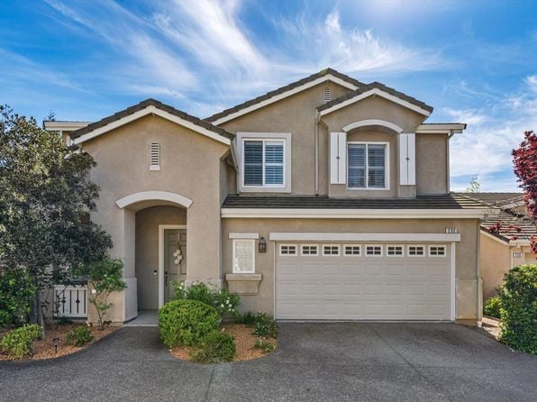 232 Cambridge Lane - Photo 1