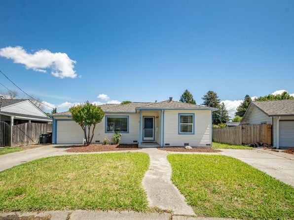 20 Bellevue Avenue - Photo 1