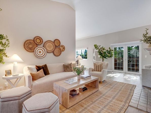 660 Craig Avenue - Photo 1