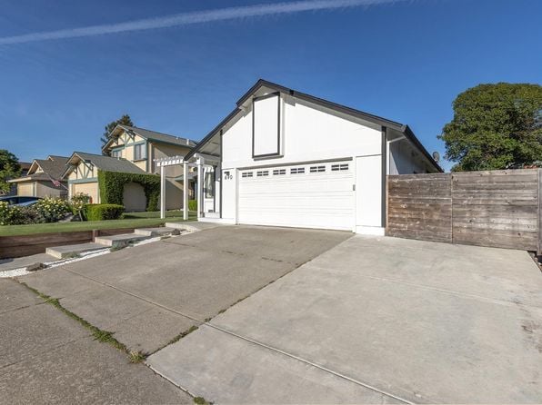 690 Claudius Way - Photo 1