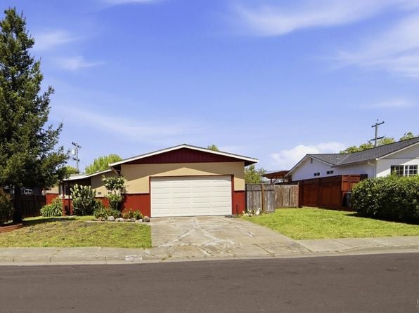 230 Adele Avenue - Photo 1