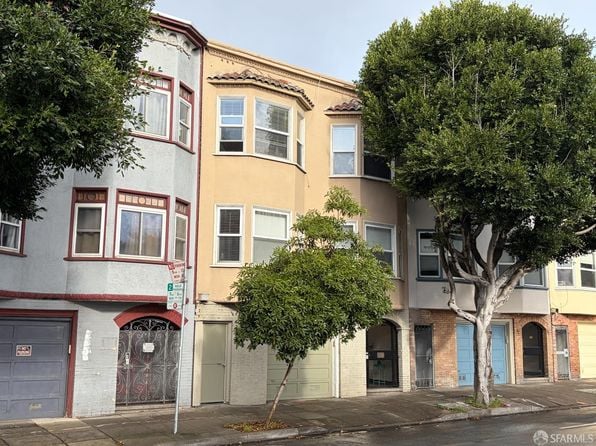 1119 Webster St - Photo 1