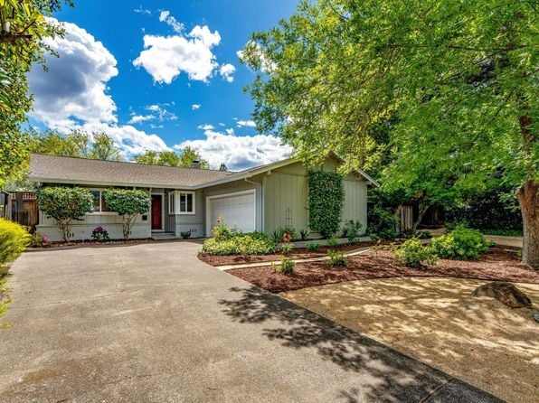1291 Sylvaner Avenue - Photo 1