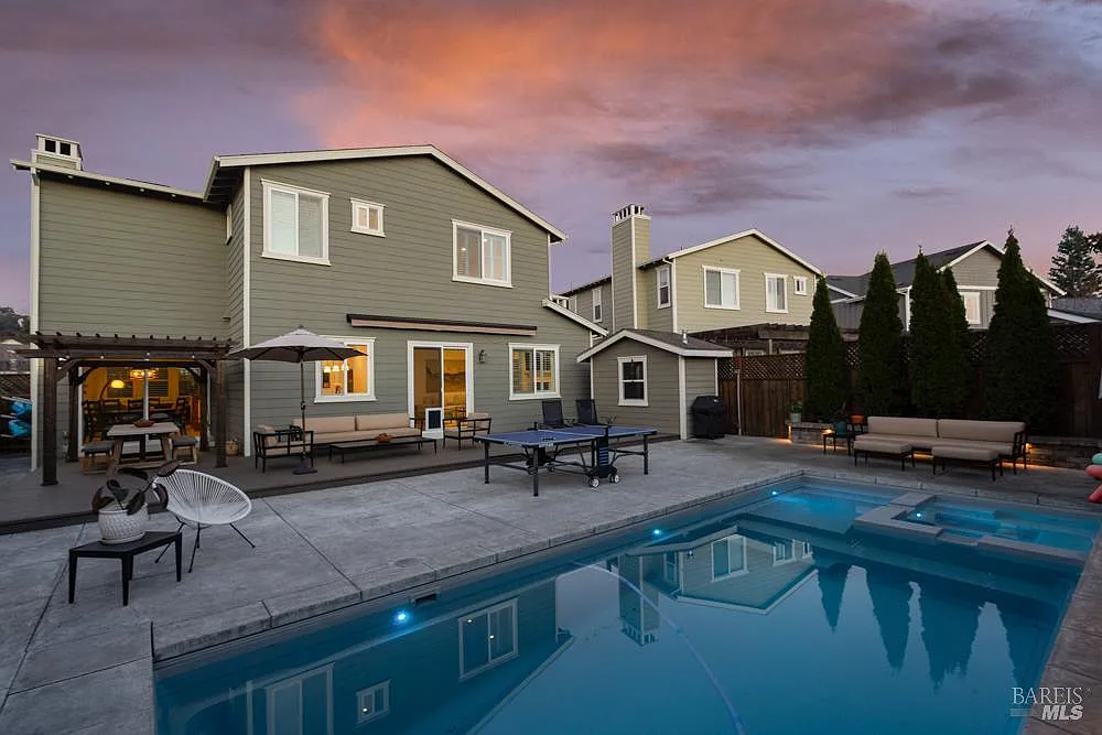 280 Pacific Heights Drive - Photo 1