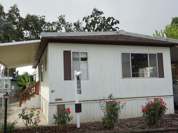 56 Ellie Drive - Photo 1