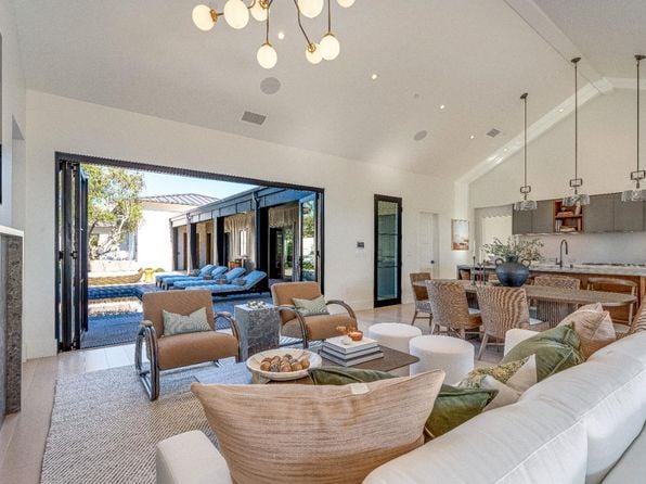 110 Vintners Court - Photo 1