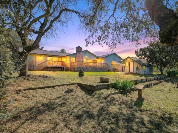 445 Marshall Avenue - Photo 1