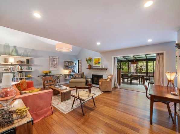 1430 Wallis Court - Photo 1