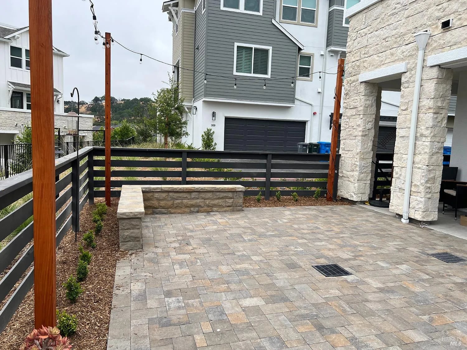 307 Semillon Ln - Photo 1