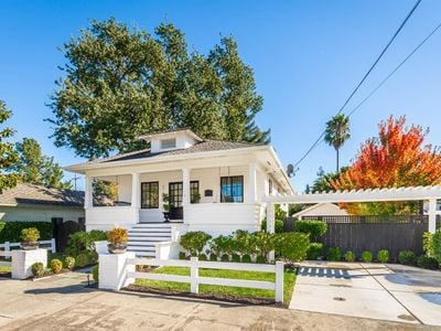 576 Patchett Street - Photo 1