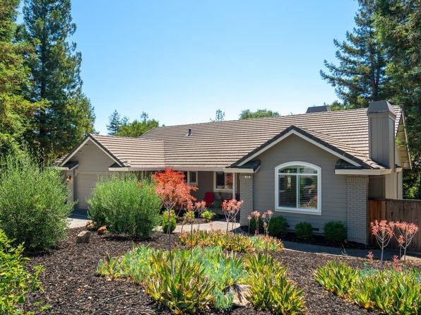 219 Burgundy Road - Photo 1