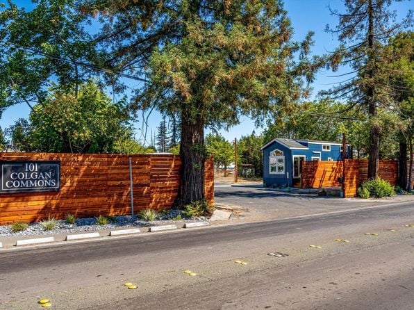 101 Colgan Avenue #2 - Photo 1