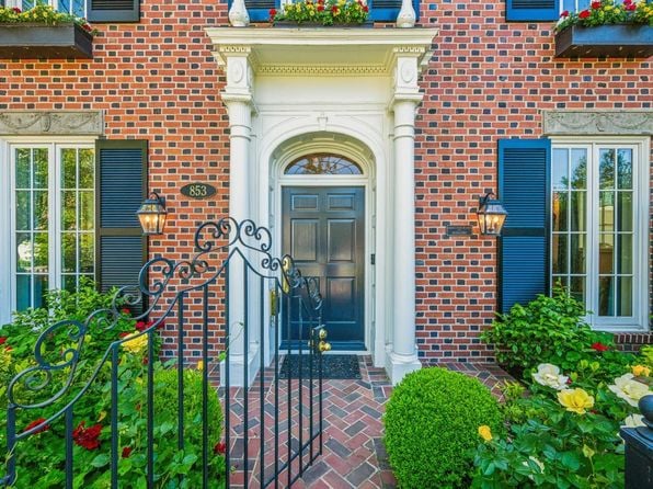 853 D Street - Photo 1