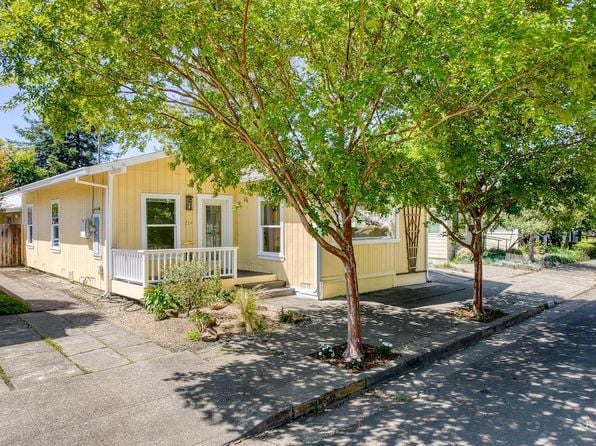 724 Wheeler Street - Photo 1