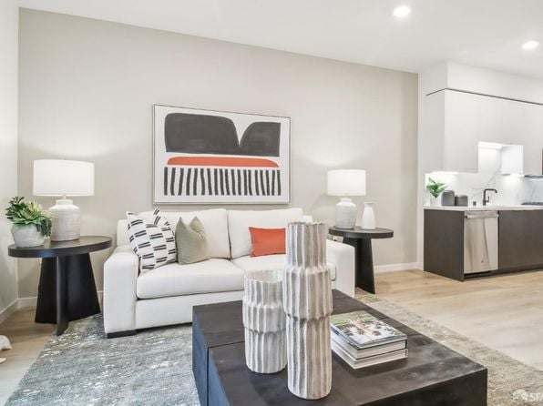 52 Kirkwood Ave #321 - Photo 1