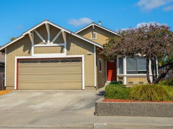 489 Pollard Way - Photo 1