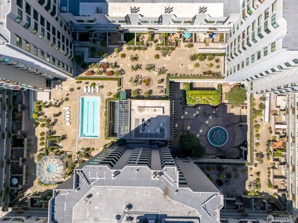 601 Van Ness Ave APT 406 - Photo 1