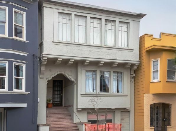 674 10th Ave - Photo 1