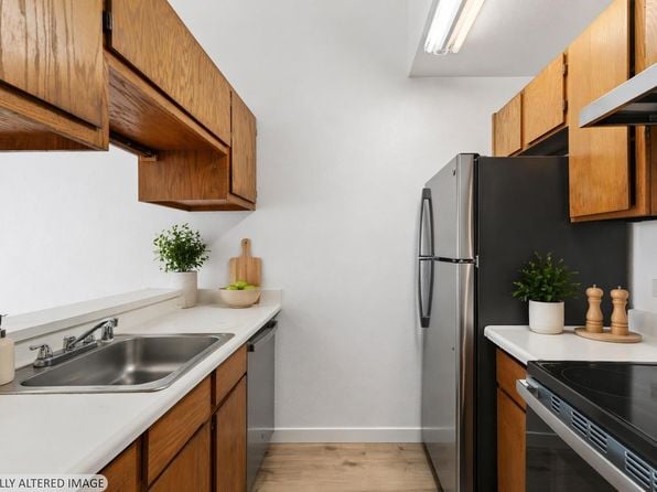 230 Courtyards E - Photo 1