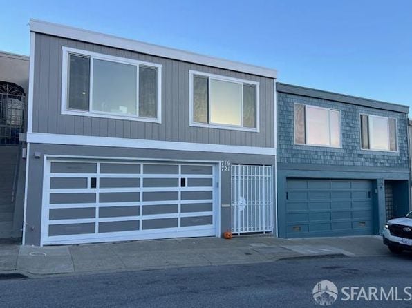 719 Banks St - Photo 1